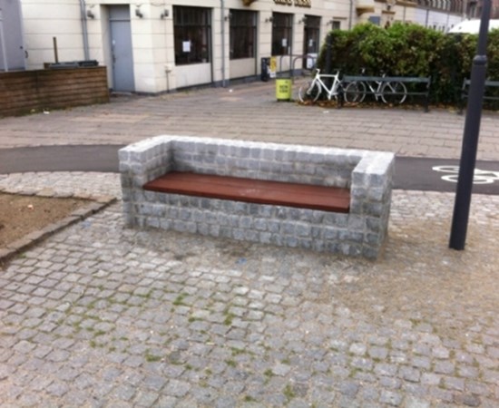 Færdig Granit Sofa ved Fisketorvet i København